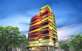 Maxonehotels.Com@Dharmahusada - Surabaya